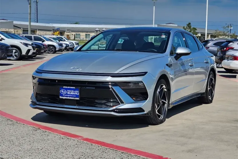2024 Hyundai Sonata SEL Convenience photo 1