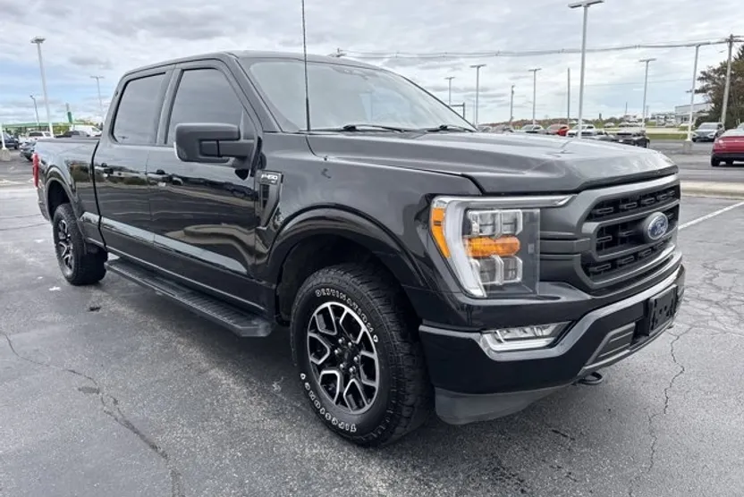 2022 Ford F-150 XLT photo 1