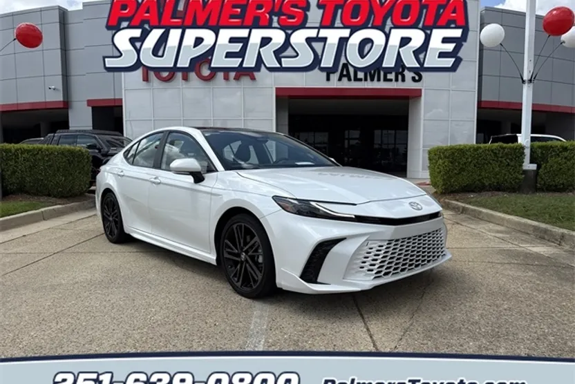 2025 Toyota Camry XSE photo 1