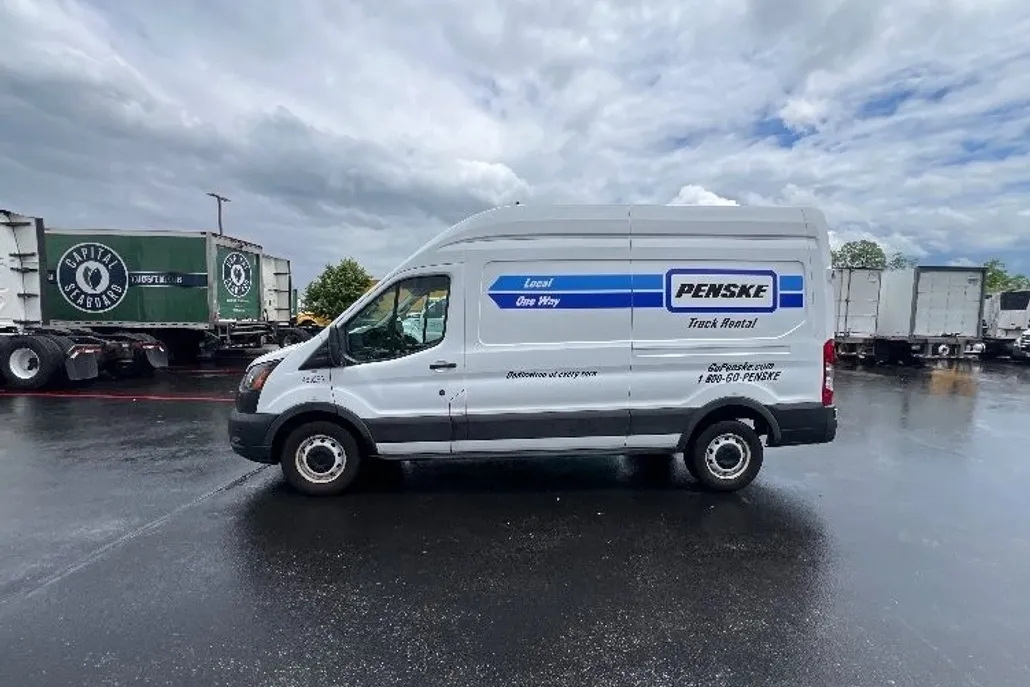 2021 Ford Transit photo 1