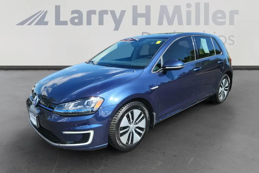 2016 Volkswagen e-Golf SEL Premium photo 1