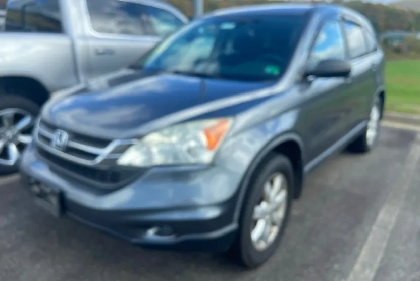 2011 Honda CR-V SE photo 1