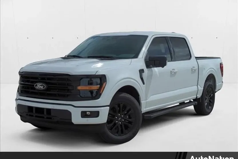 2025 Ford F-150 XLT photo 1