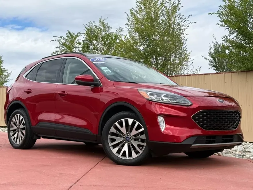 2020 Ford Escape Titanium photo 1