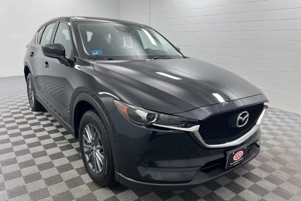 2018 Mazda CX-5 Sport photo 1