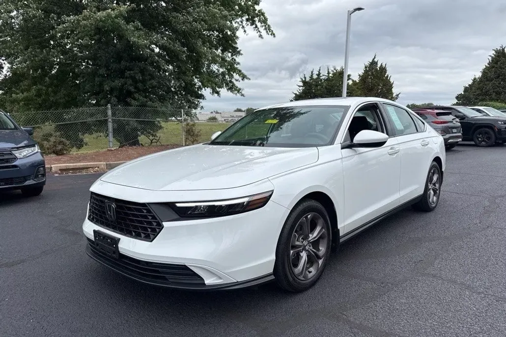 2024 Honda Accord EX photo 1