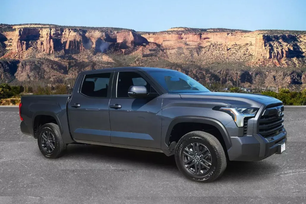 2024 Toyota Tundra SR5 photo 1