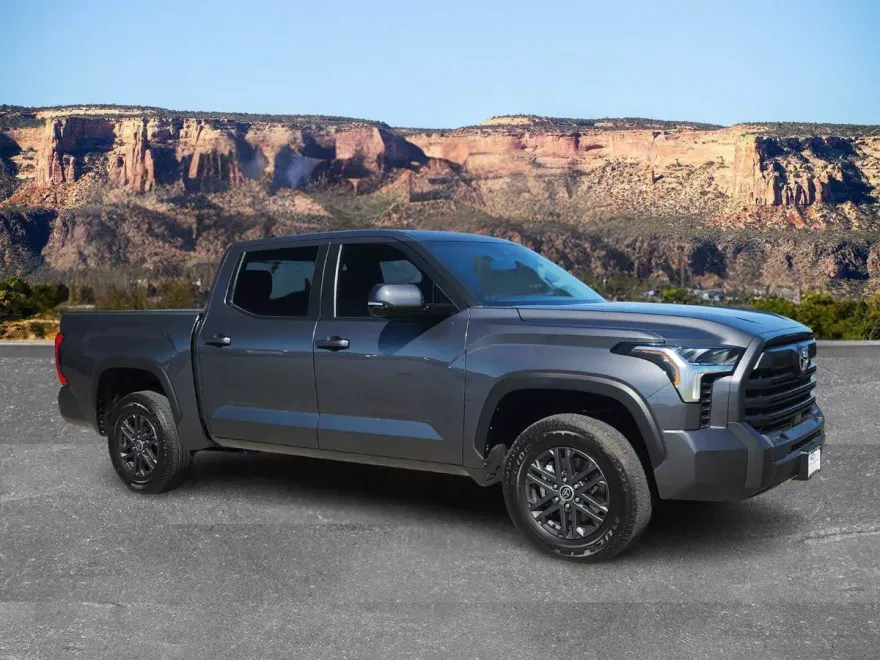 2024 Toyota Tundra SR5 photo 1