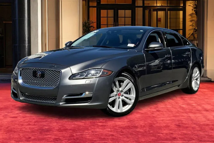 2019 Jaguar XJ XJL Portfolio photo 1