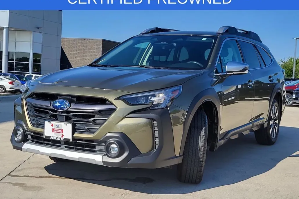 2023 Subaru Outback Touring XT photo 1