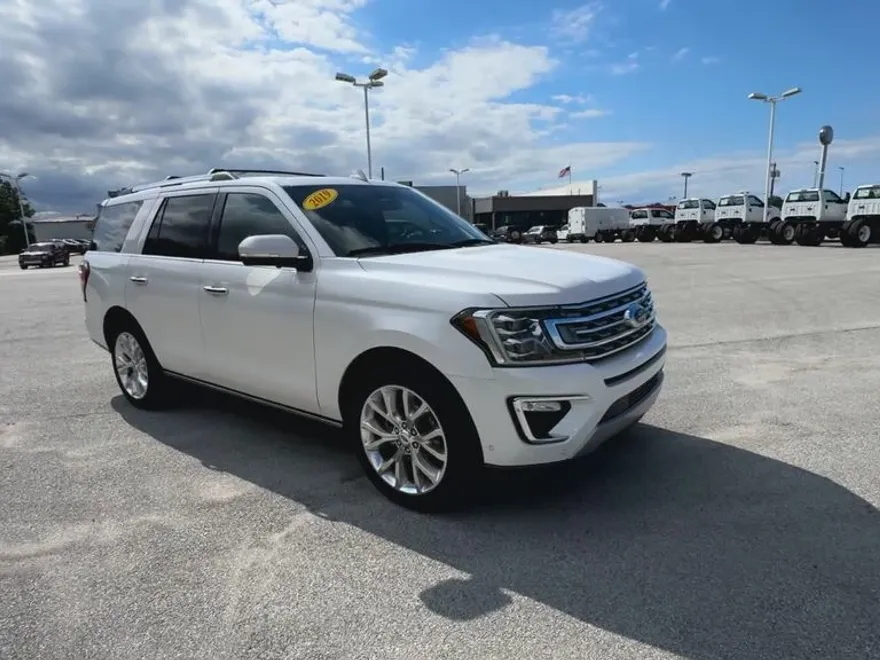 2019 Ford Expedition Limited photo 1