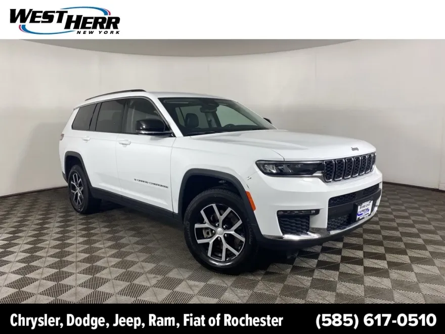 2023 Jeep Grand Cherokee Limited photo 1