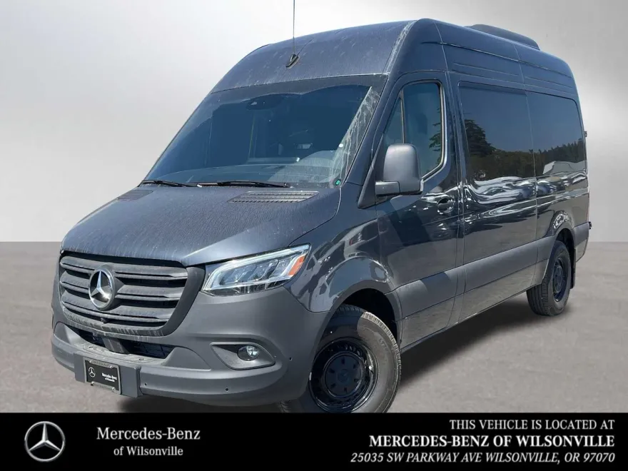 2024 Mercedes Benz Sprinter 2500 Standard Roof photo 1