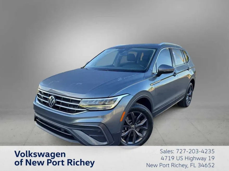 2023 Volkswagen Tiguan SE photo 1
