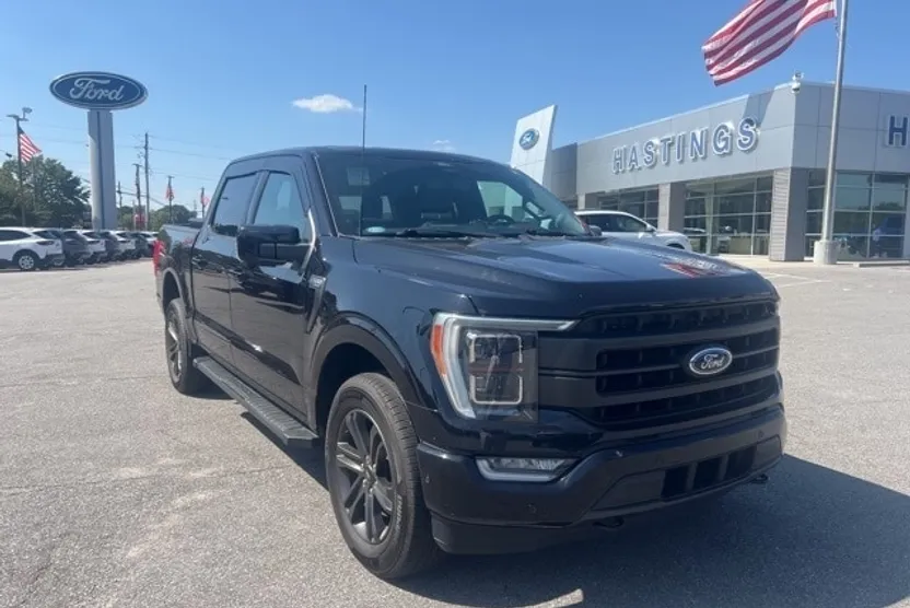 2022 Ford F-150 Lariat photo 1