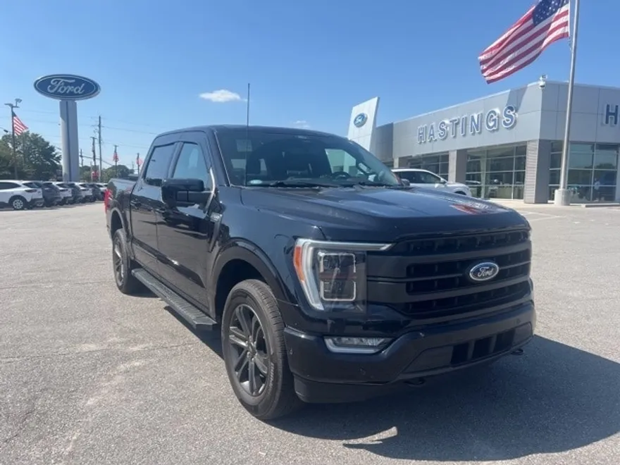 2022 Ford F-150 Lariat photo 1