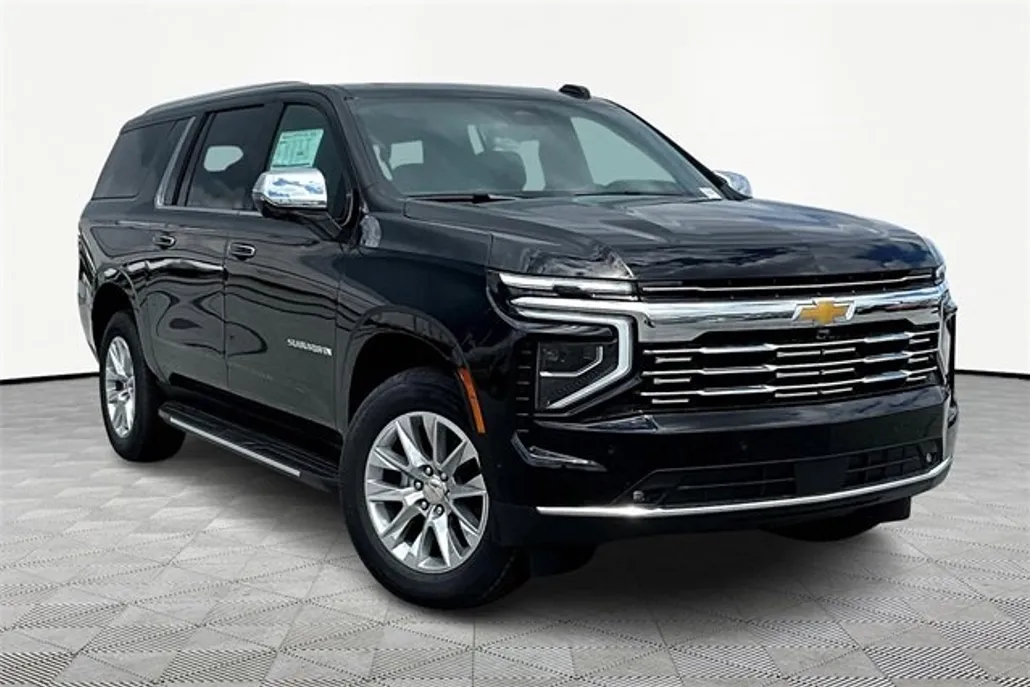 2025 Chevrolet Suburban Premier photo 1