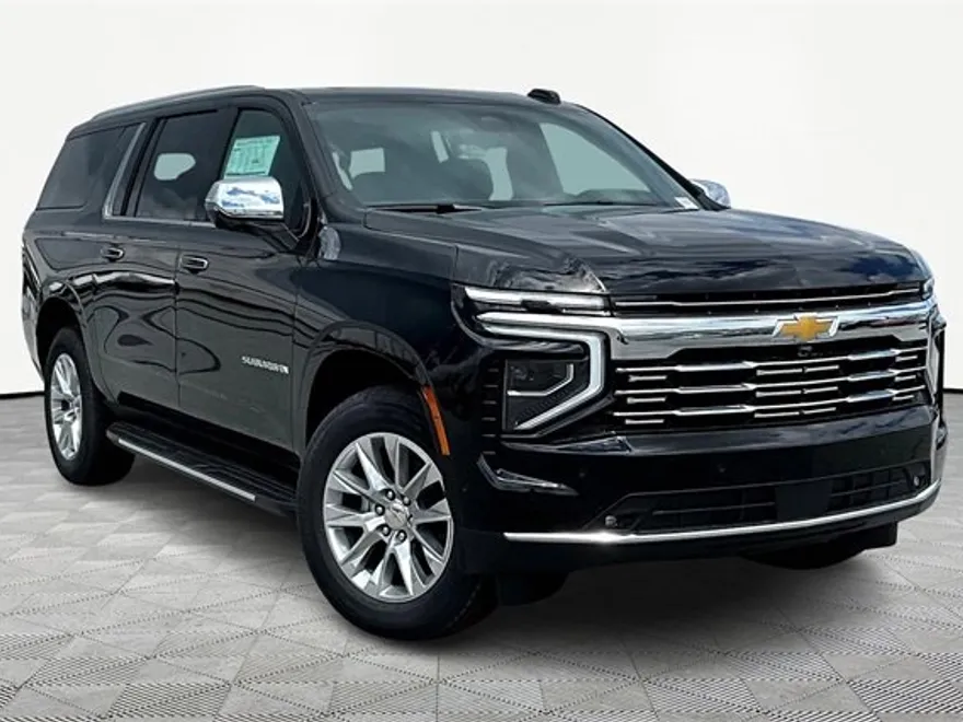 2025 Chevrolet Suburban Premier photo 1