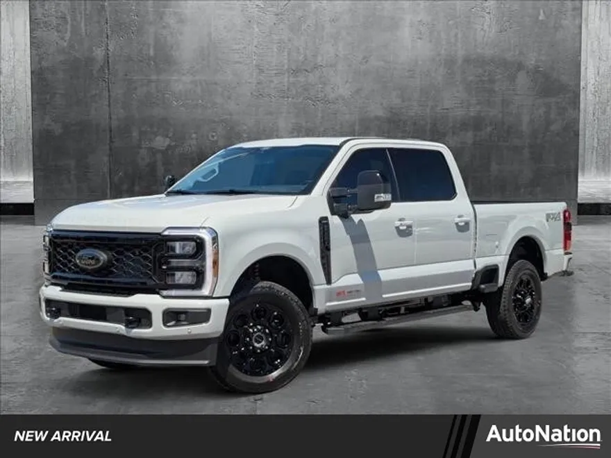 2025 Ford F-250 Lariat photo 1