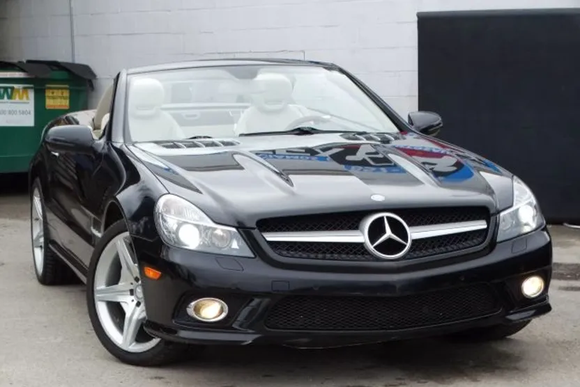 2011 Mercedes Benz SL 550 photo 1