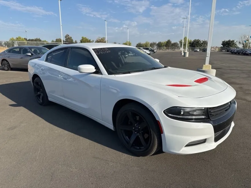 2020 Dodge Charger SXT photo 1