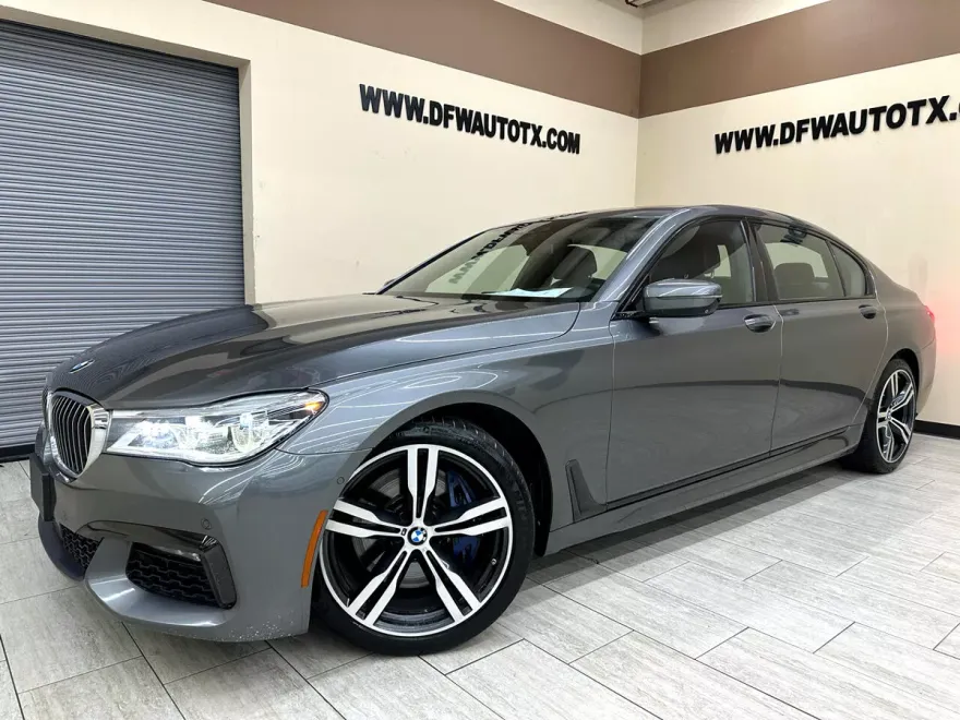 2017 Bmw 750i / B7 photo 1
