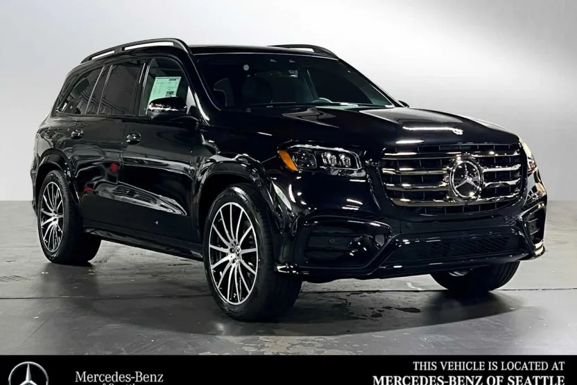 2025 Mercedes Benz GLS 450 4MATIC photo 1