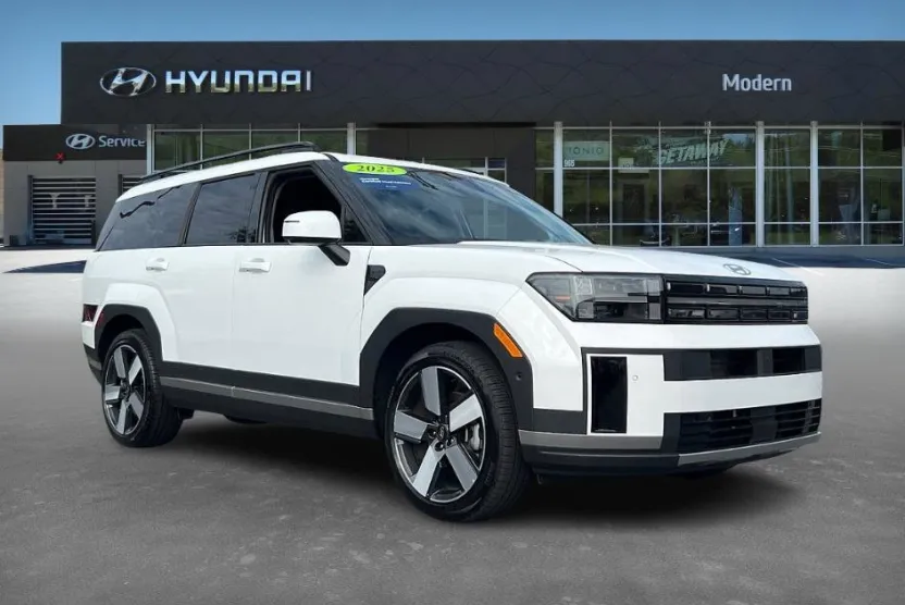 2025 Hyundai Santa Fe Limited photo 1