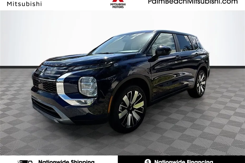 2025 Mitsubishi Outlander SE photo 1