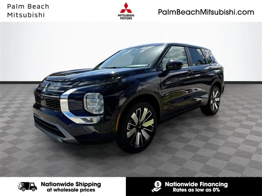 2025 Mitsubishi Outlander SE photo 1