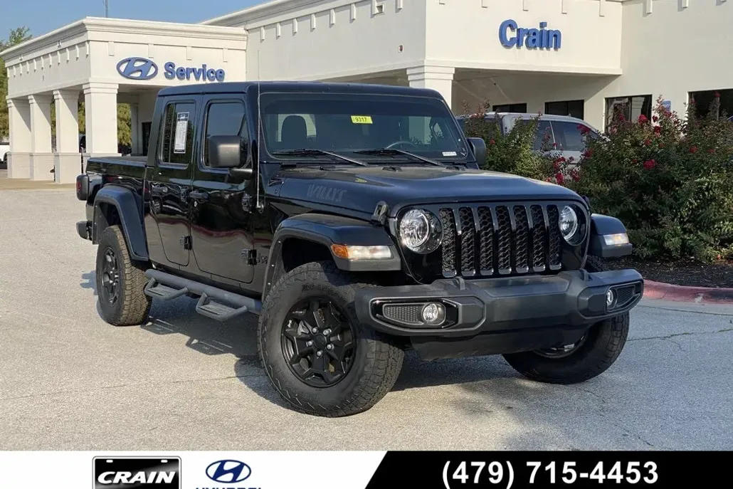 2021 Jeep Gladiator Willys Sport photo 1