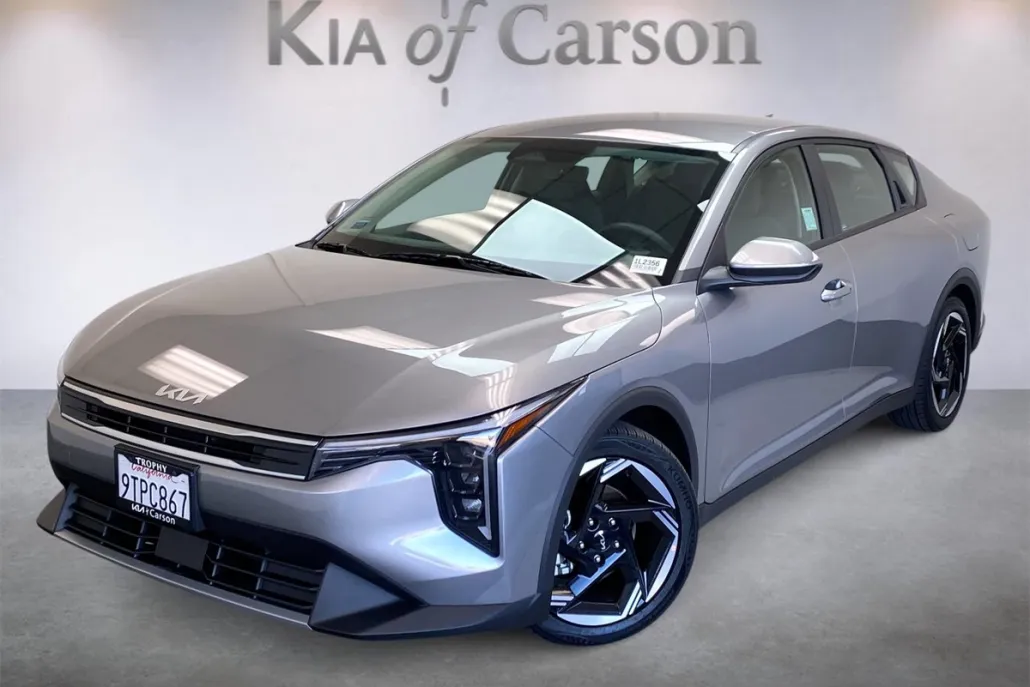 2025 Kia K4 EX photo 1