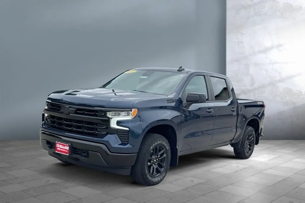 2023 Chevrolet Silverado 1500 LT photo 1