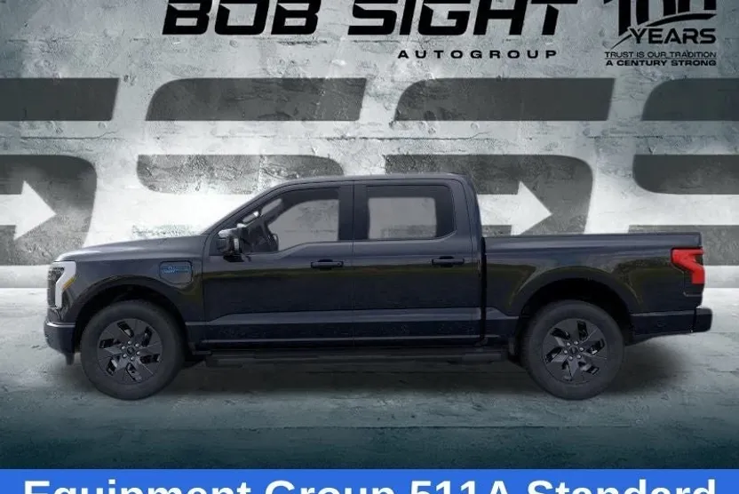 2025 Ford F-150 Lightning Lariat photo 1