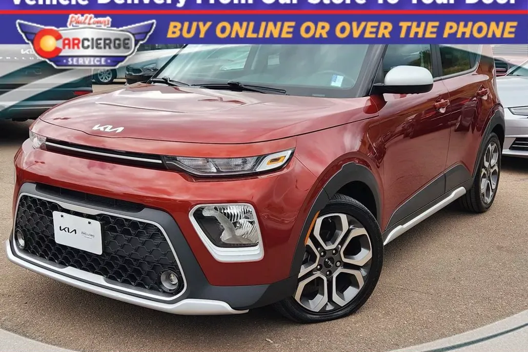 2022 Kia Soul X-Line photo 1