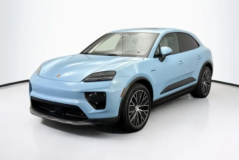 2025 Porsche Macan 4 Electric photo 1