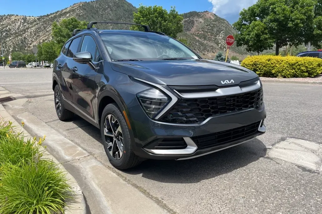 2025 Kia Sportage Hybrid EX photo 1