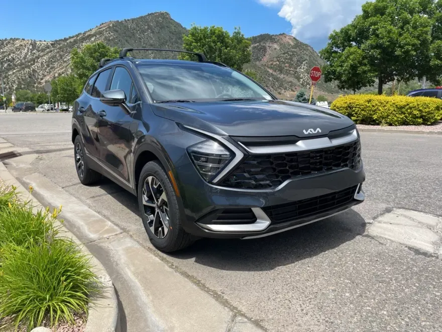 2025 Kia Sportage Hybrid EX photo 1
