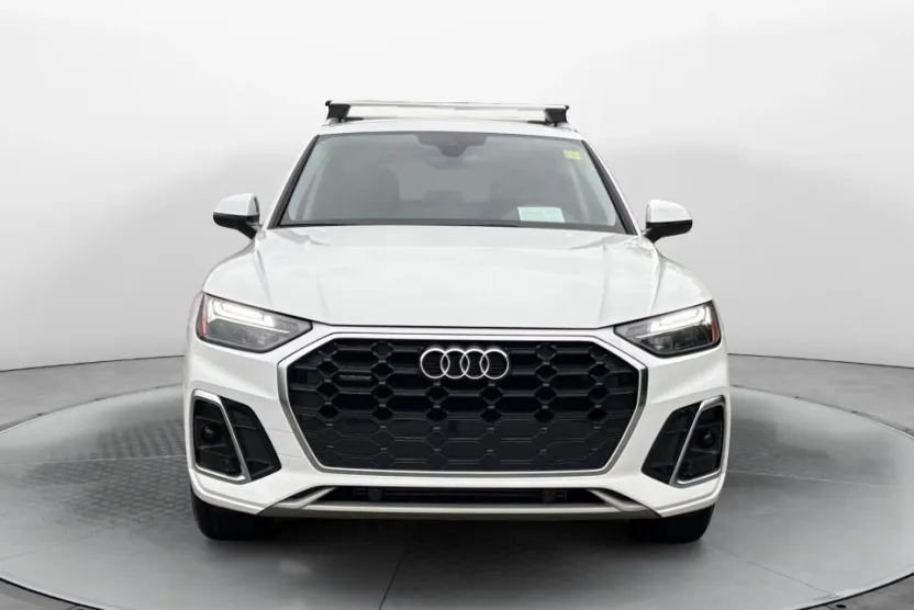 2022 Audi Q5 Premium 45 TFSI S line photo 1