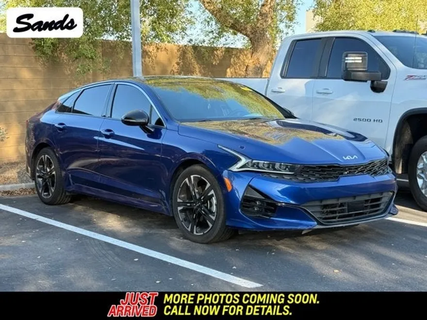 2022 Kia K5 GT-Line photo 1