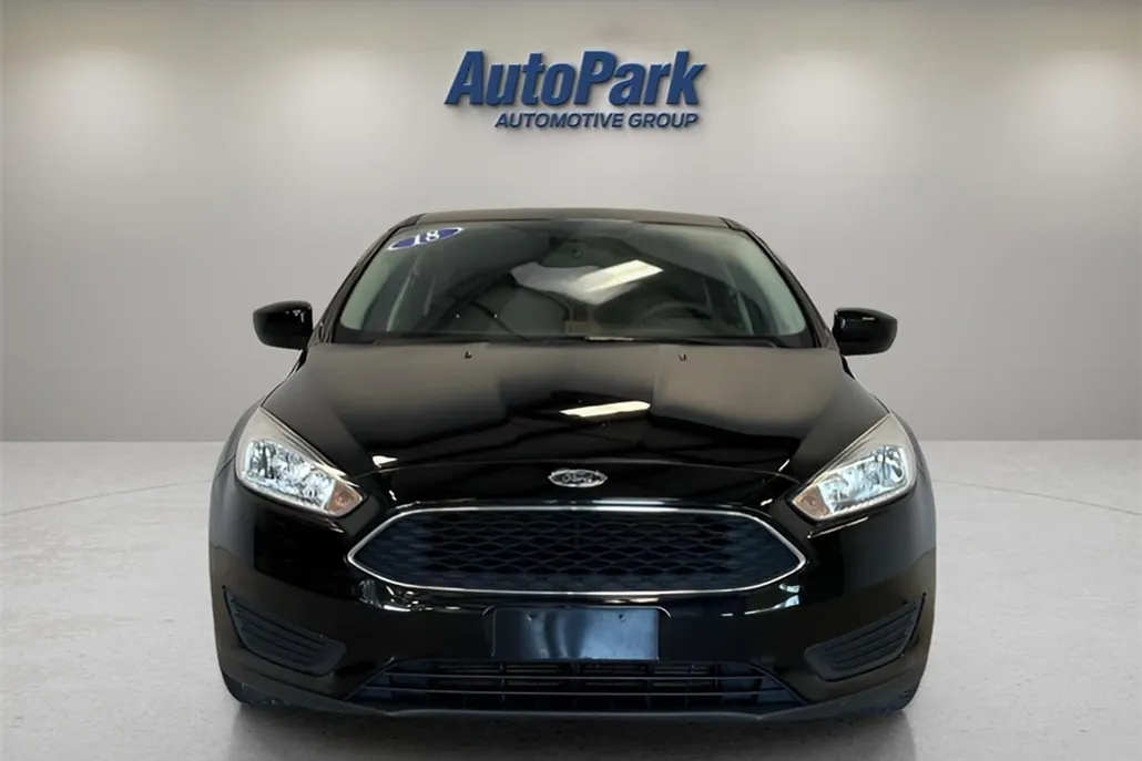 2018 Ford Focus SE photo 1