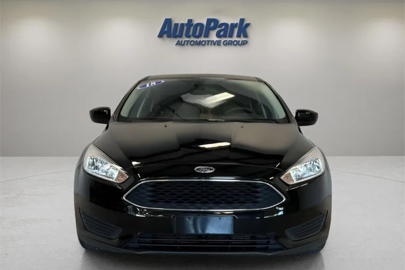 2018 Ford Focus SE photo 1