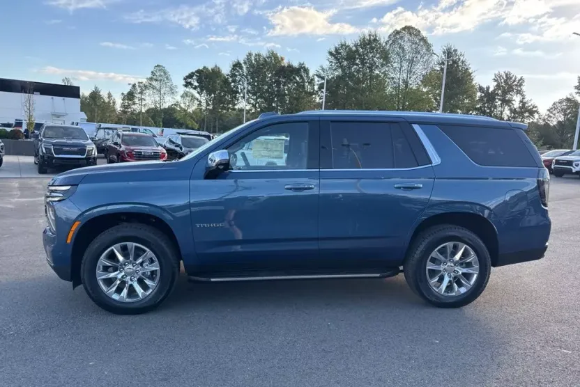 2026 Chevrolet Tahoe Premier photo 1