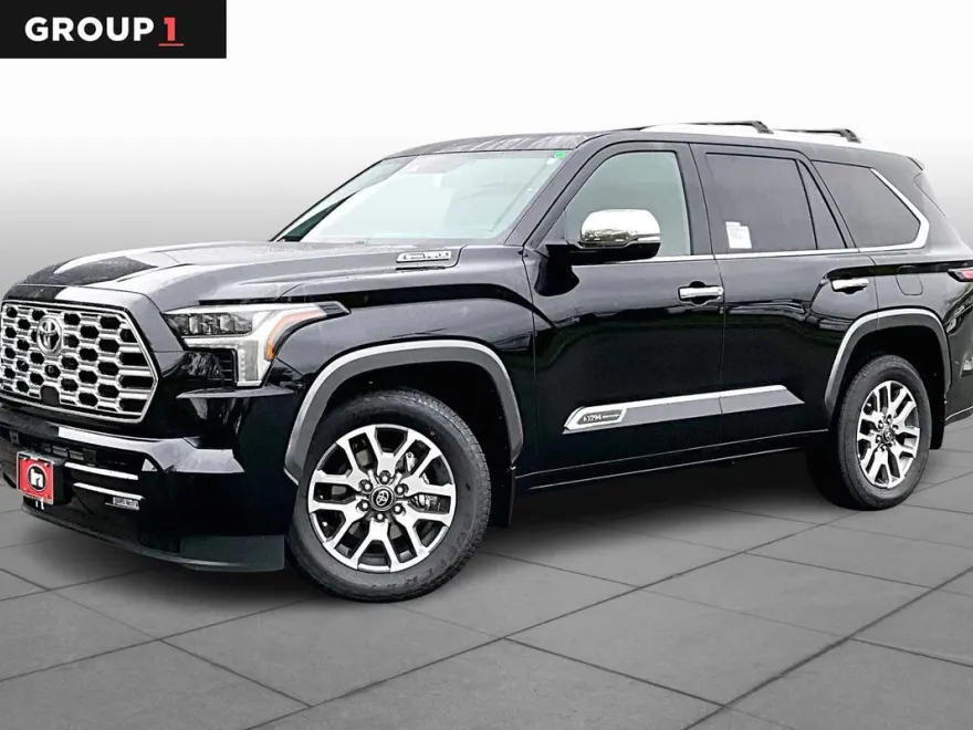 2026 Toyota Sequoia SR5 photo 1