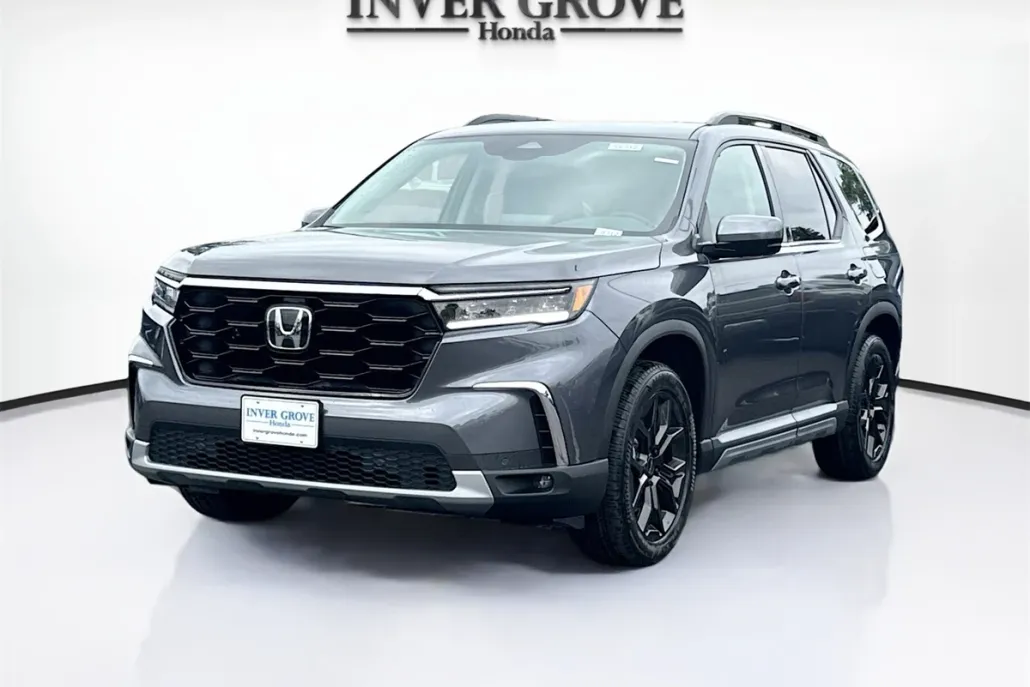 2025 Honda Pilot Touring photo 1