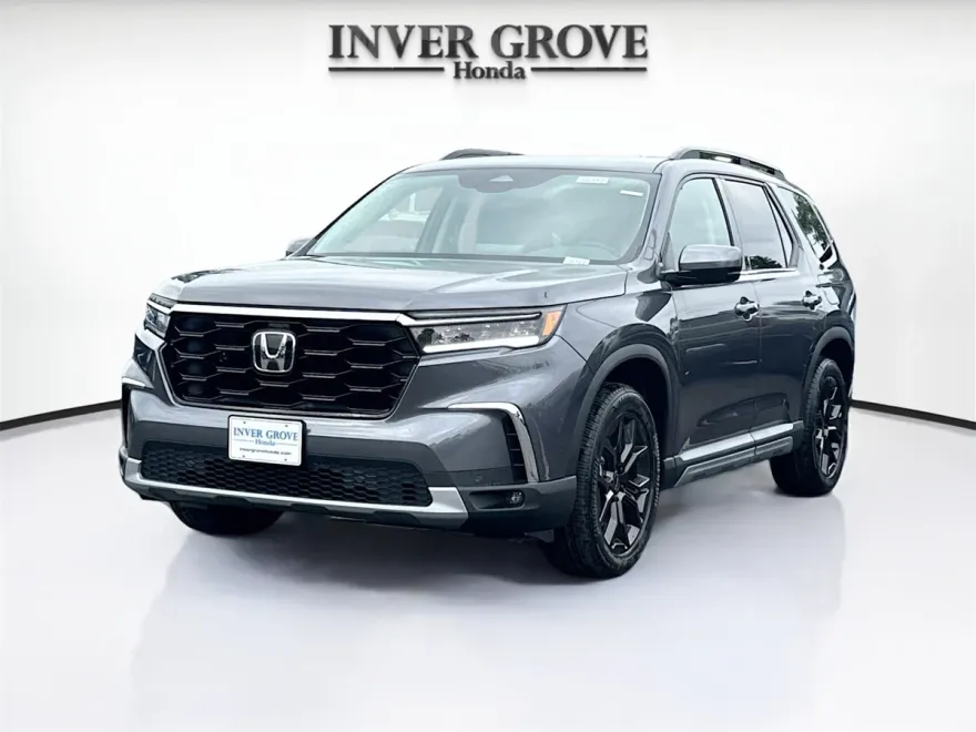 2025 Honda Pilot Touring photo 1
