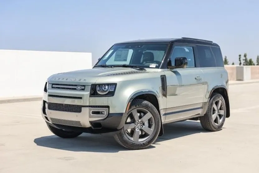 2025 Land Rover Defender 90 X-Dynamic SE photo 1