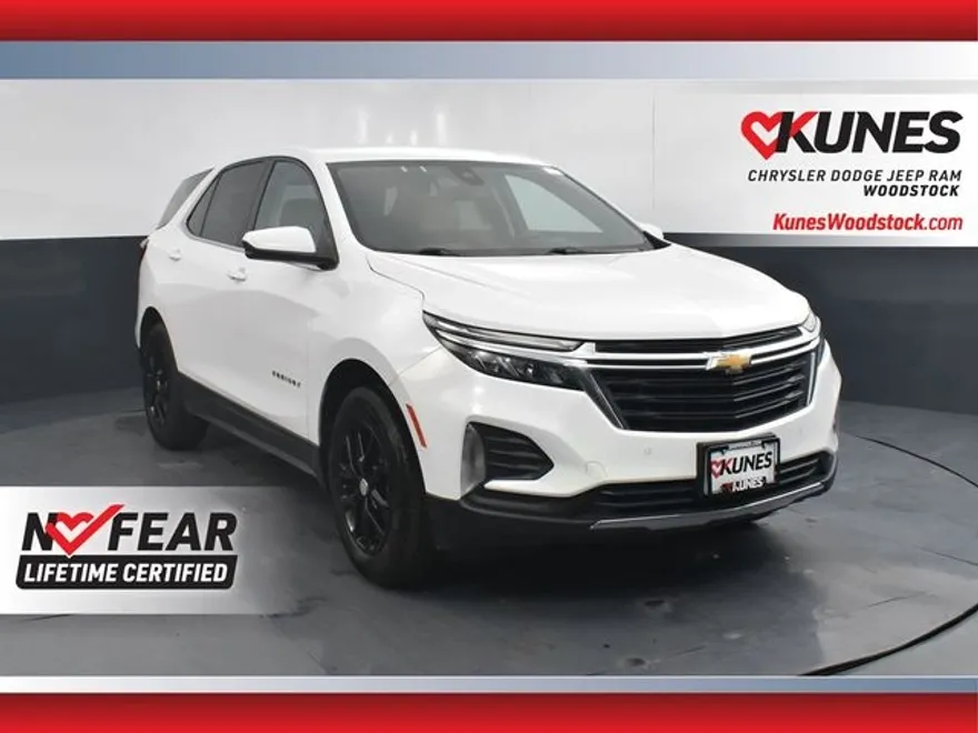 2024 Chevrolet Equinox LT photo 1
