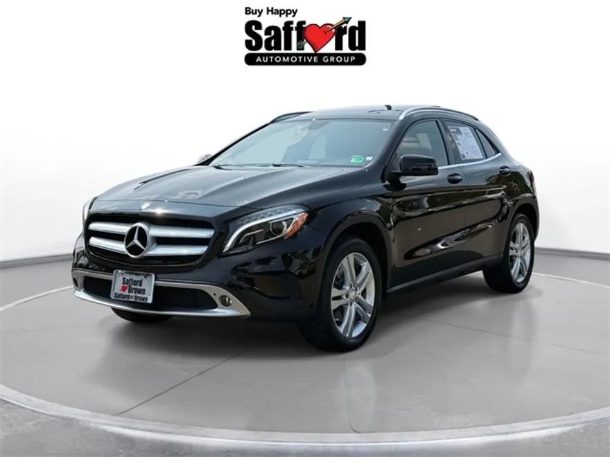 2015 Mercedes Benz GLA 250 4MATIC photo 1