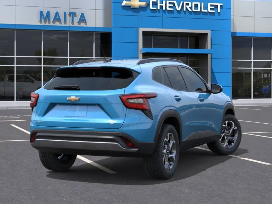 2025 Chevrolet Trax LT photo 1